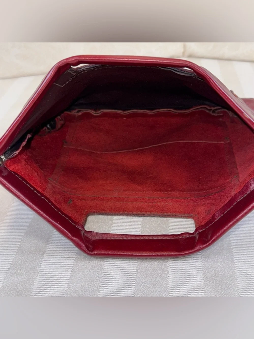 Vintage Genuine Leather Burgundy Clutch Bag Purse Double Hinged w/Cutout 1980’s